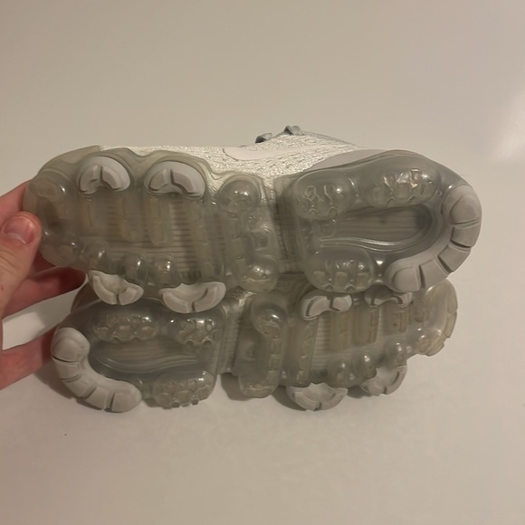 Size 6.5 - Nike Air VaporMax Flyknit 3 Pure Platinum W - Picture 6 of 6